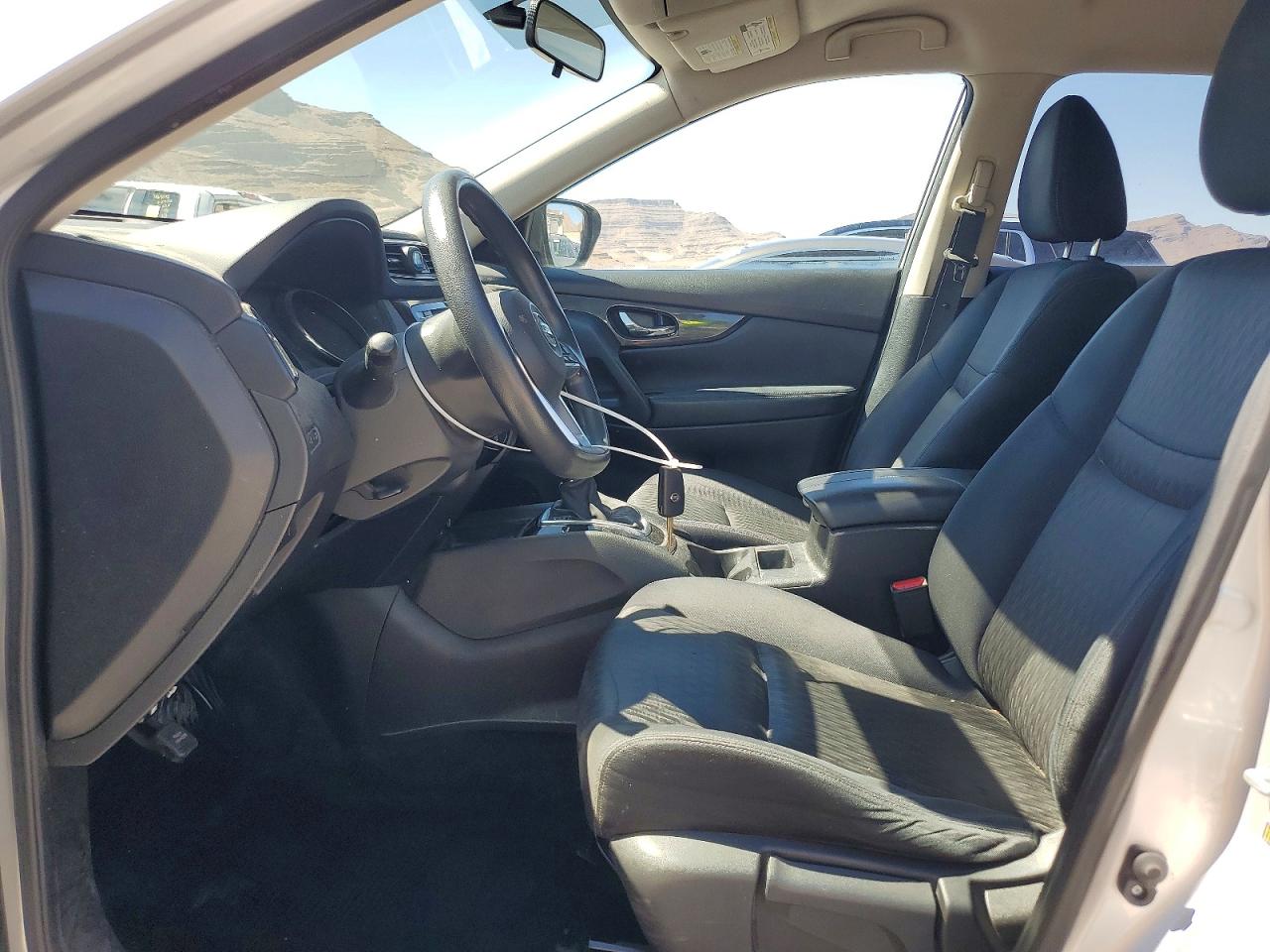 2017 Nissan Rogue S Silver vin: JN8AT2MV3HW260256