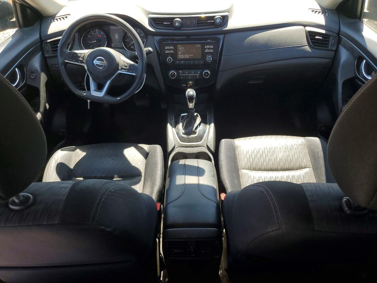 2017 Nissan Rogue S Silver vin: JN8AT2MV3HW260256