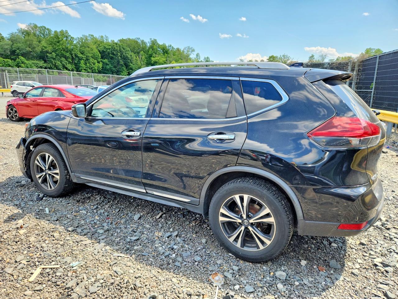 2018 Nissan Rogue Sl Черный vin: JN8AT2MV3JW309722