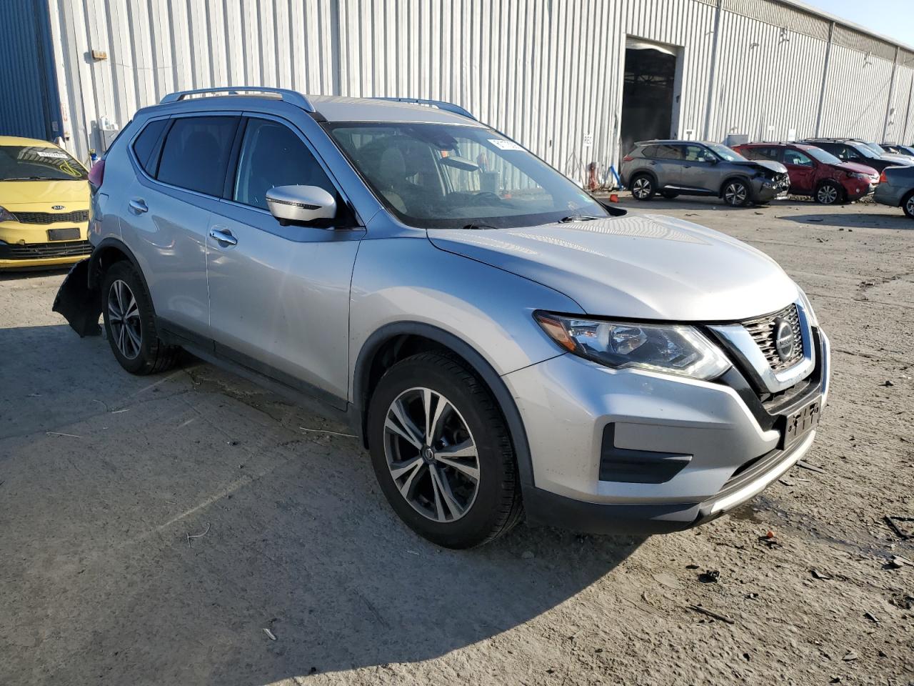 2019 Nissan Rogue Sv Silver vin: JN8AT2MV3KW390495