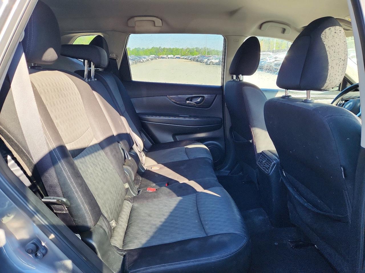2018 Nissan Rogue Sv Gray vin: JN8AT2MV4JW309762