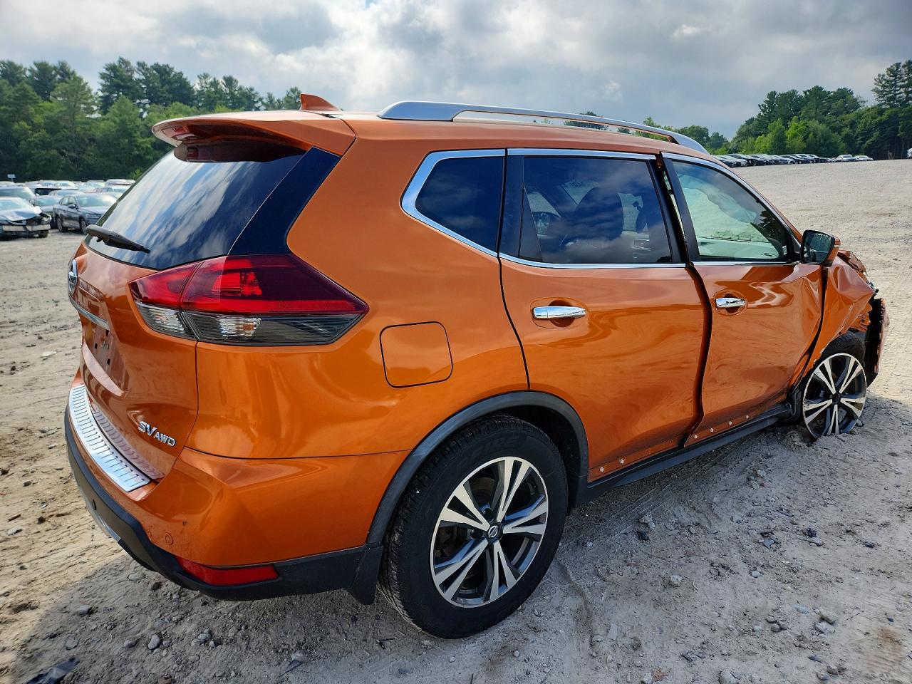 2019 Nissan Rogue Sv Orange vin: JN8AT2MV4KW380588