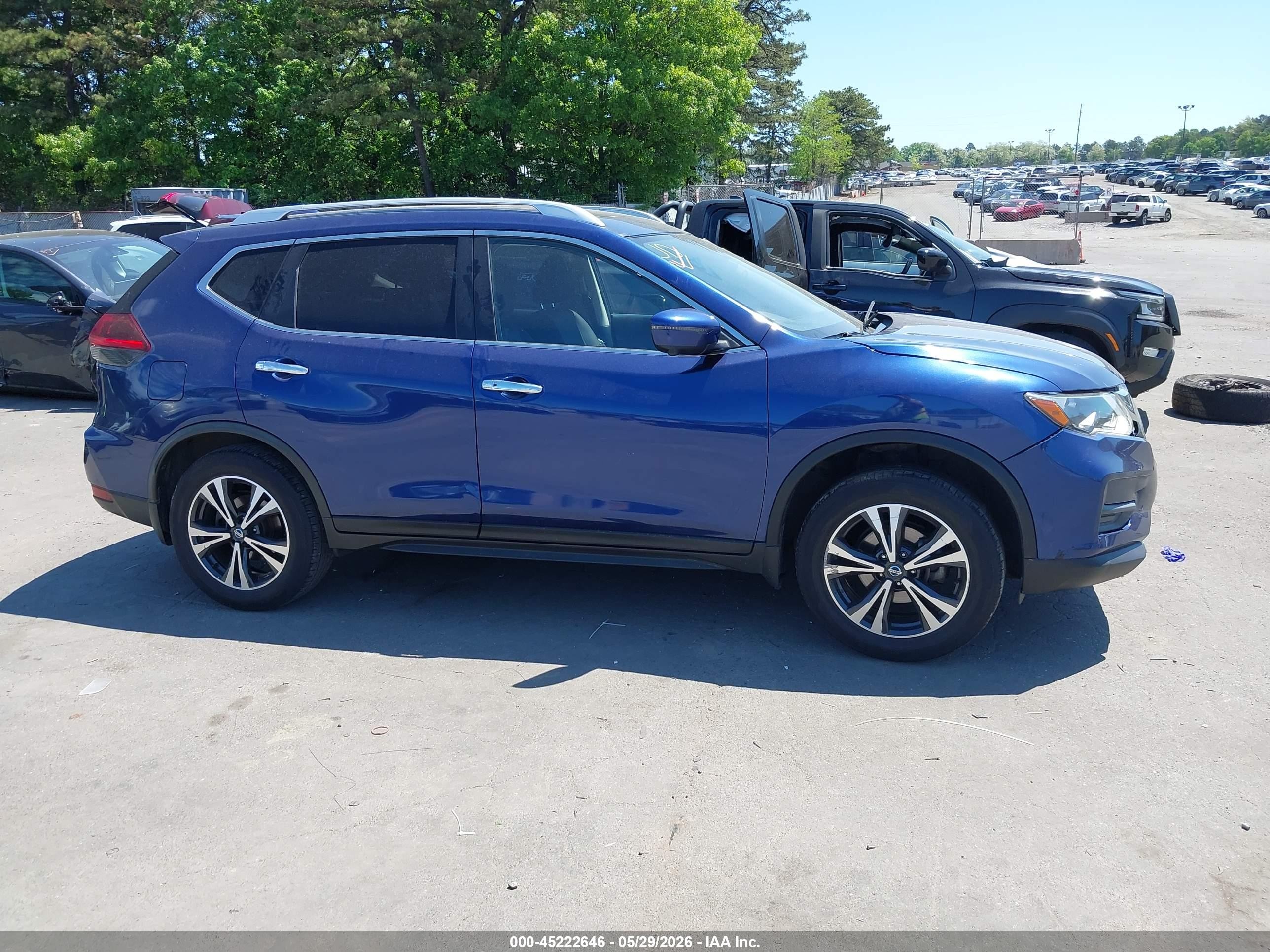 2019 Nissan Rogue Sv Blue vin: JN8AT2MV4KW395849