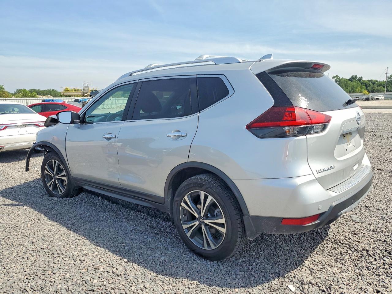 2019 Nissan Rogue Sv Silver vin: JN8AT2MV4KW401326