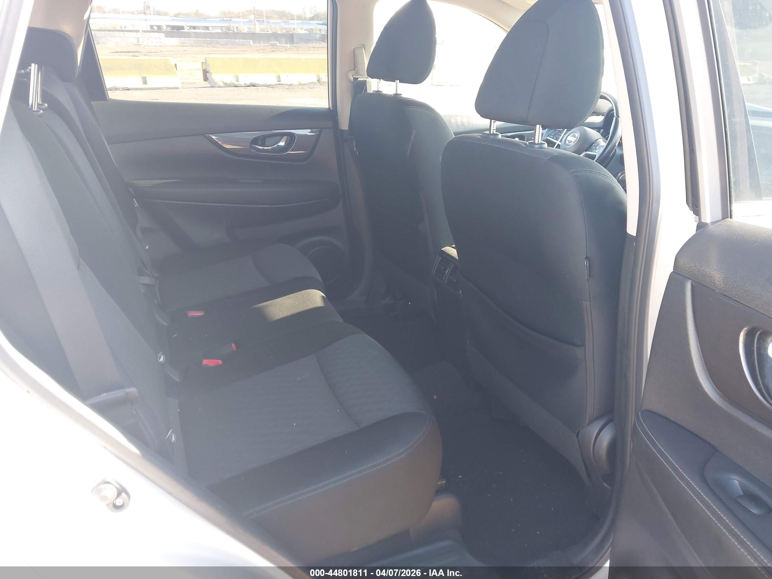 2020 Nissan Rogue Sv Intelligent Awd Silver vin: JN8AT2MV4LW138949
