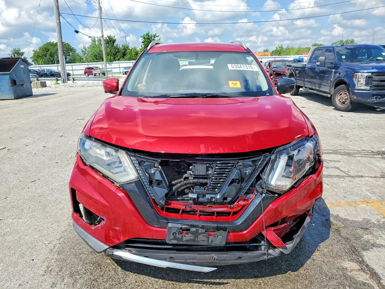 2017 Nissan Rogue Sv Red vin: JN8AT2MV5HW282520