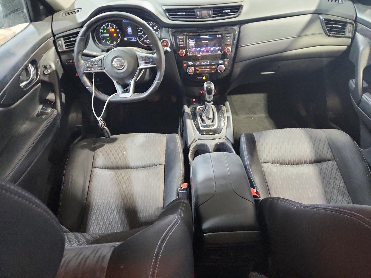 2019 Nissan Rogue Sv Черный vin: JN8AT2MV5KW379806