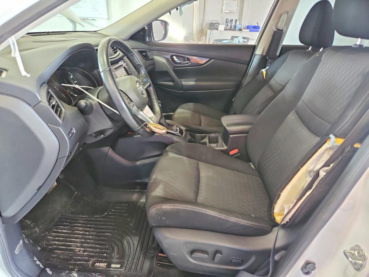 2020 Nissan Rogue Sv White vin: JN8AT2MV6LW105483