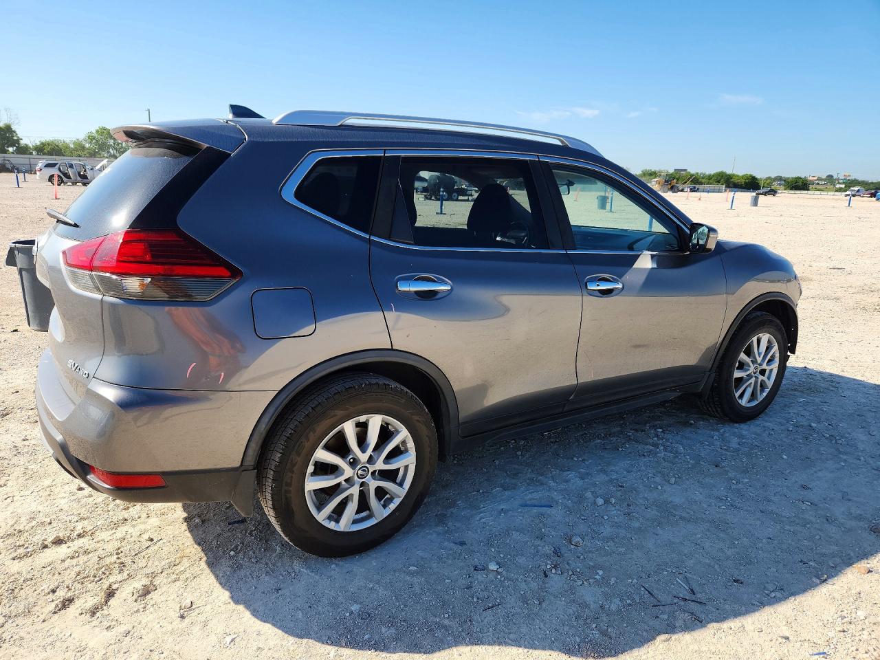 2017 Nissan Rogue Sv Gray vin: JN8AT2MV7HW256906