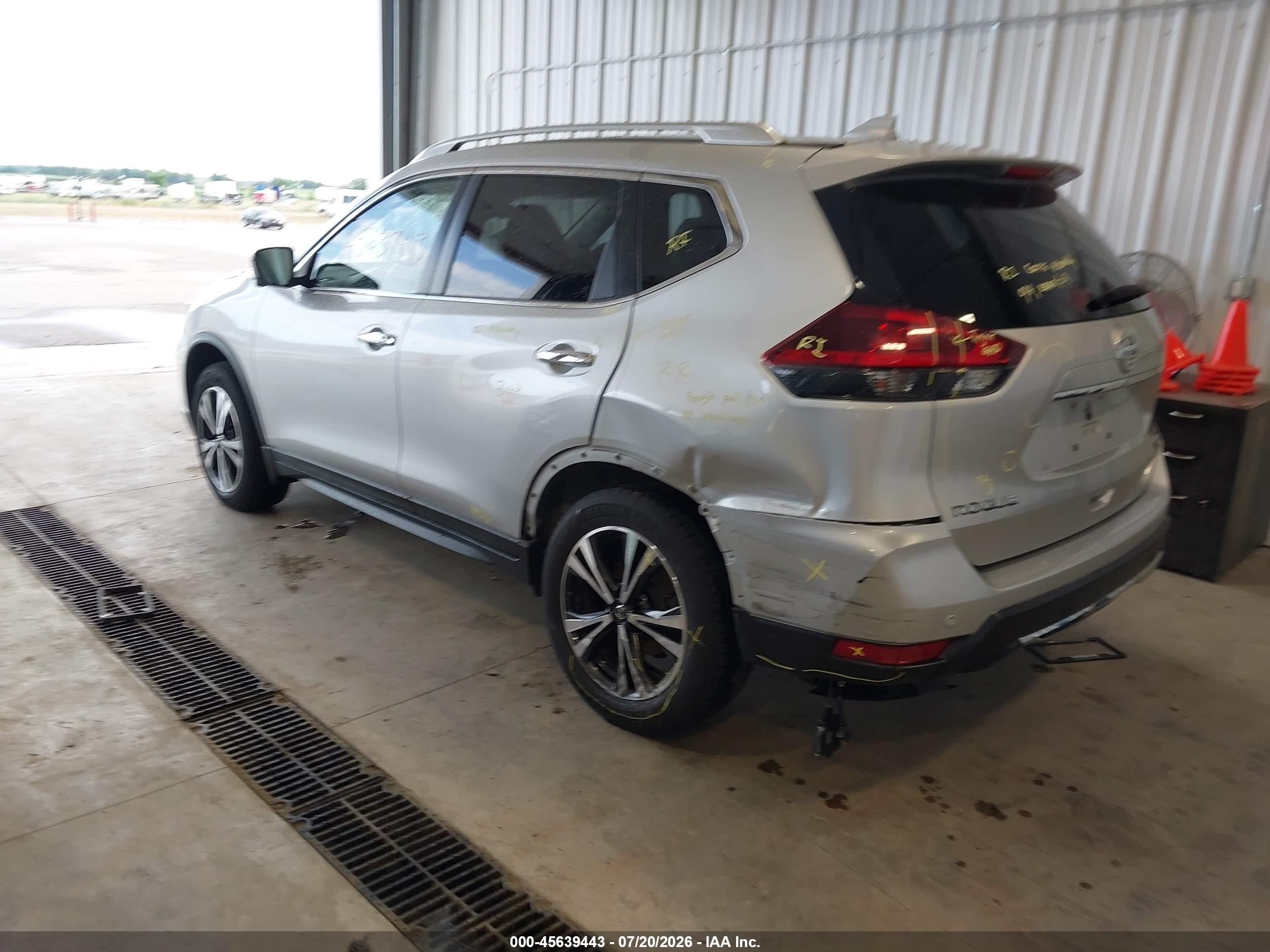 2020 Nissan Rogue Sv Intelligent Awd Silver vin: JN8AT2MV7LW105802