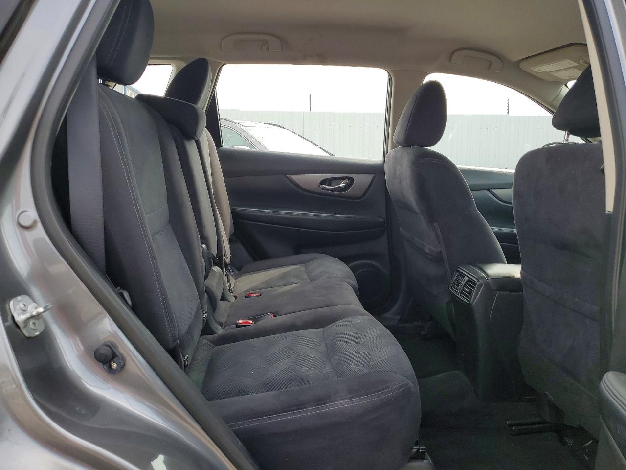 2016 Nissan Rogue S Серый vin: JN8AT2MV8GW130309