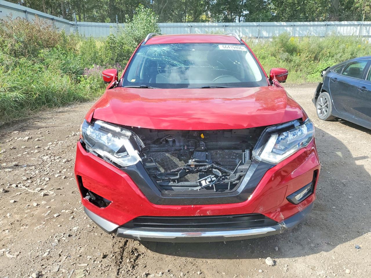 2017 Nissan Rogue Sv Red vin: JN8AT2MV8HW284553
