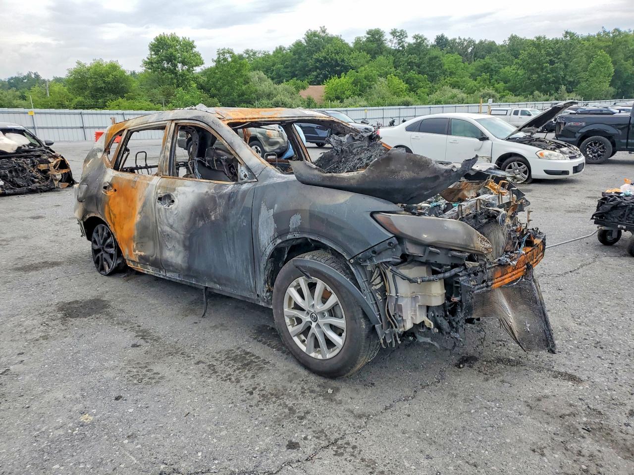 2019 Nissan Rogue Sv Burn vin: JN8AT2MV8KW392968