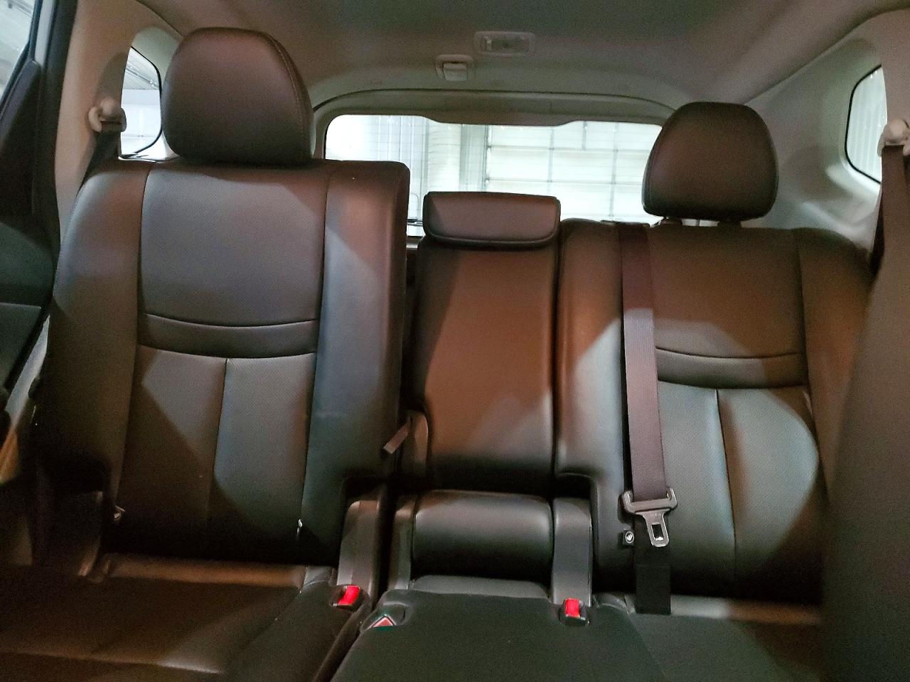 2017 Nissan Rogue Sl Silver vin: JN8AT2MVXHW284487