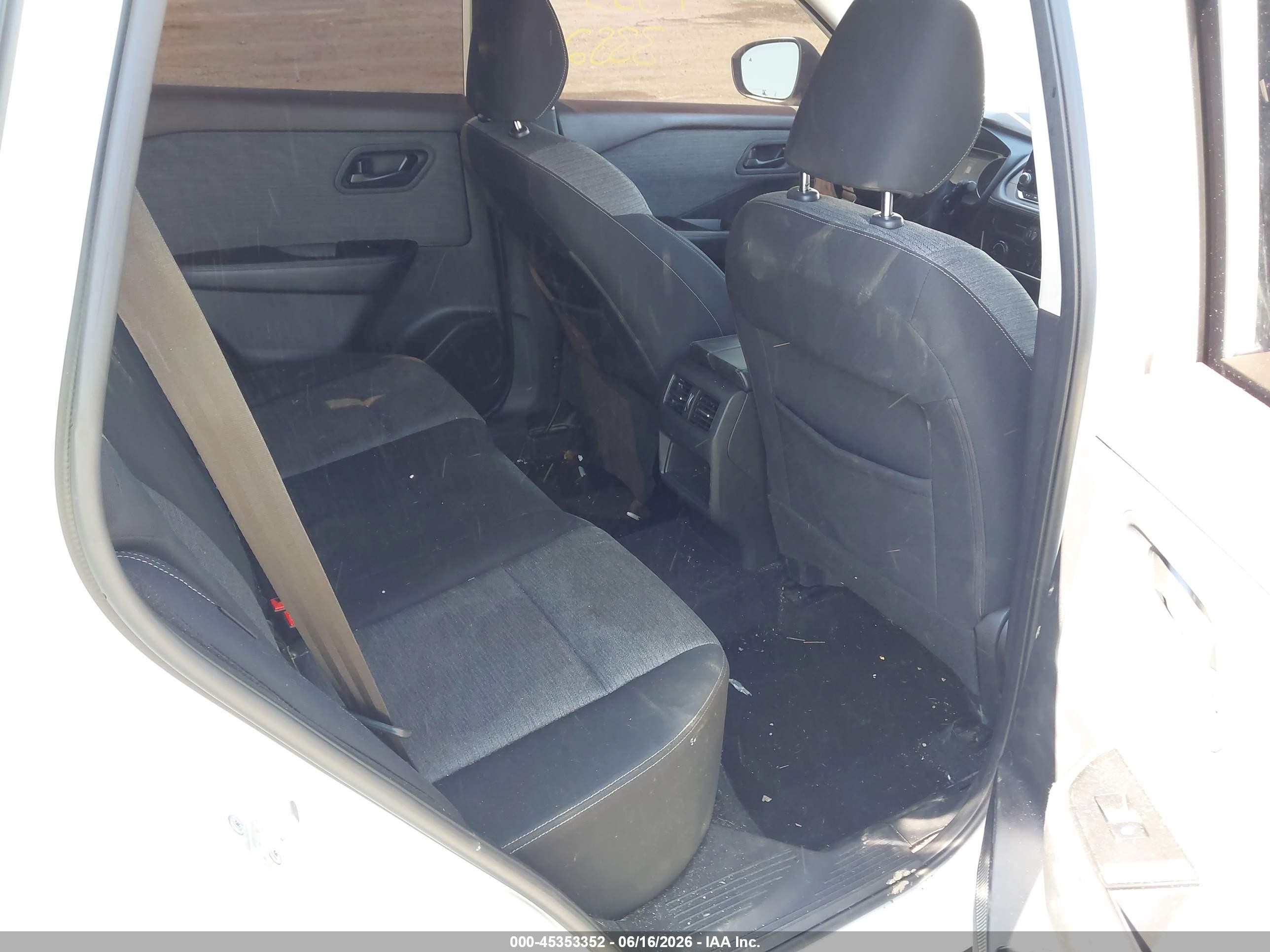 2021 Nissan Rogue S Intelligent Awd White vin: JN8AT3AB8MW207577