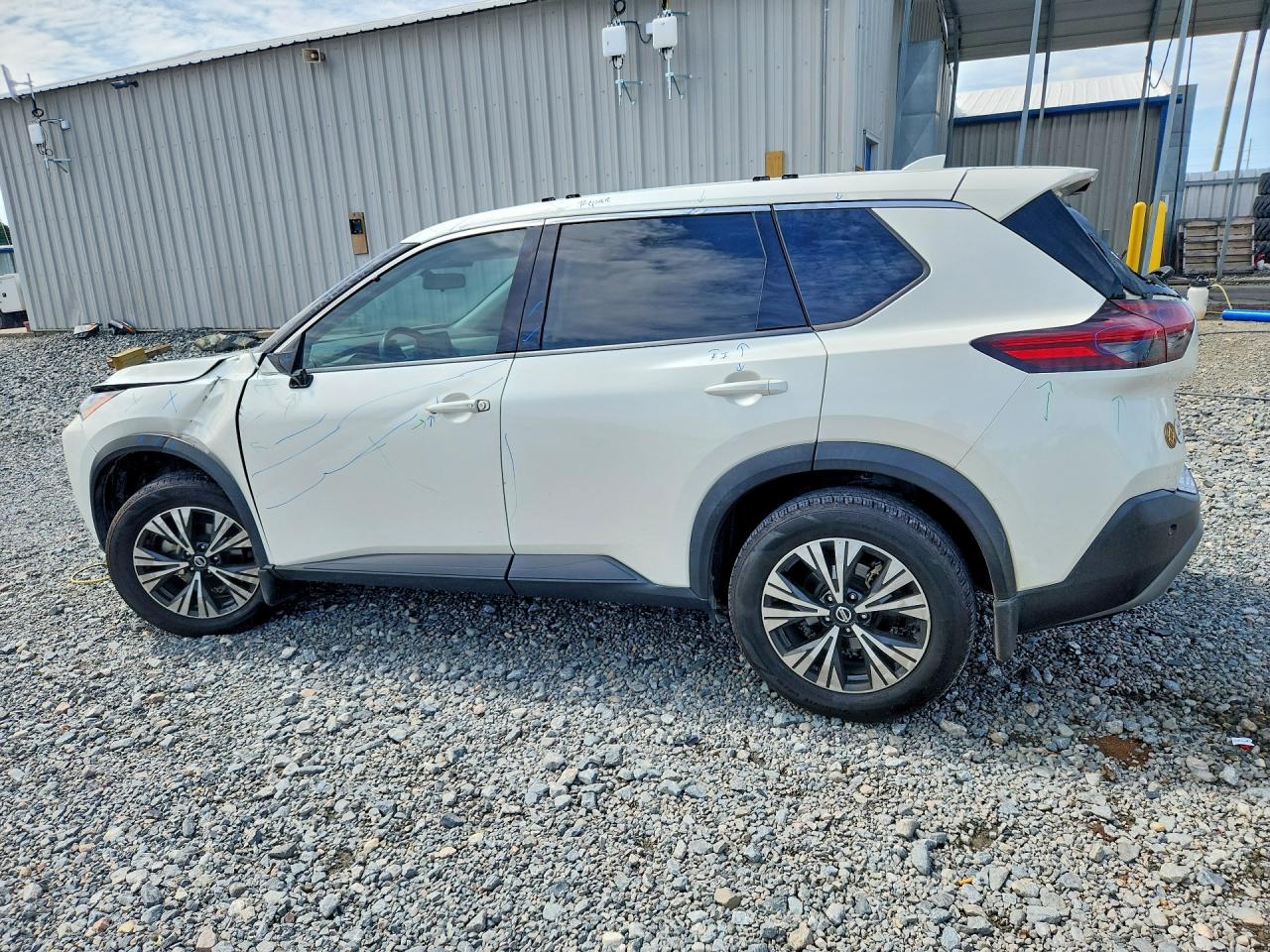 2021 Nissan Rogue Sv Белый vin: JN8AT3BA7MW022507