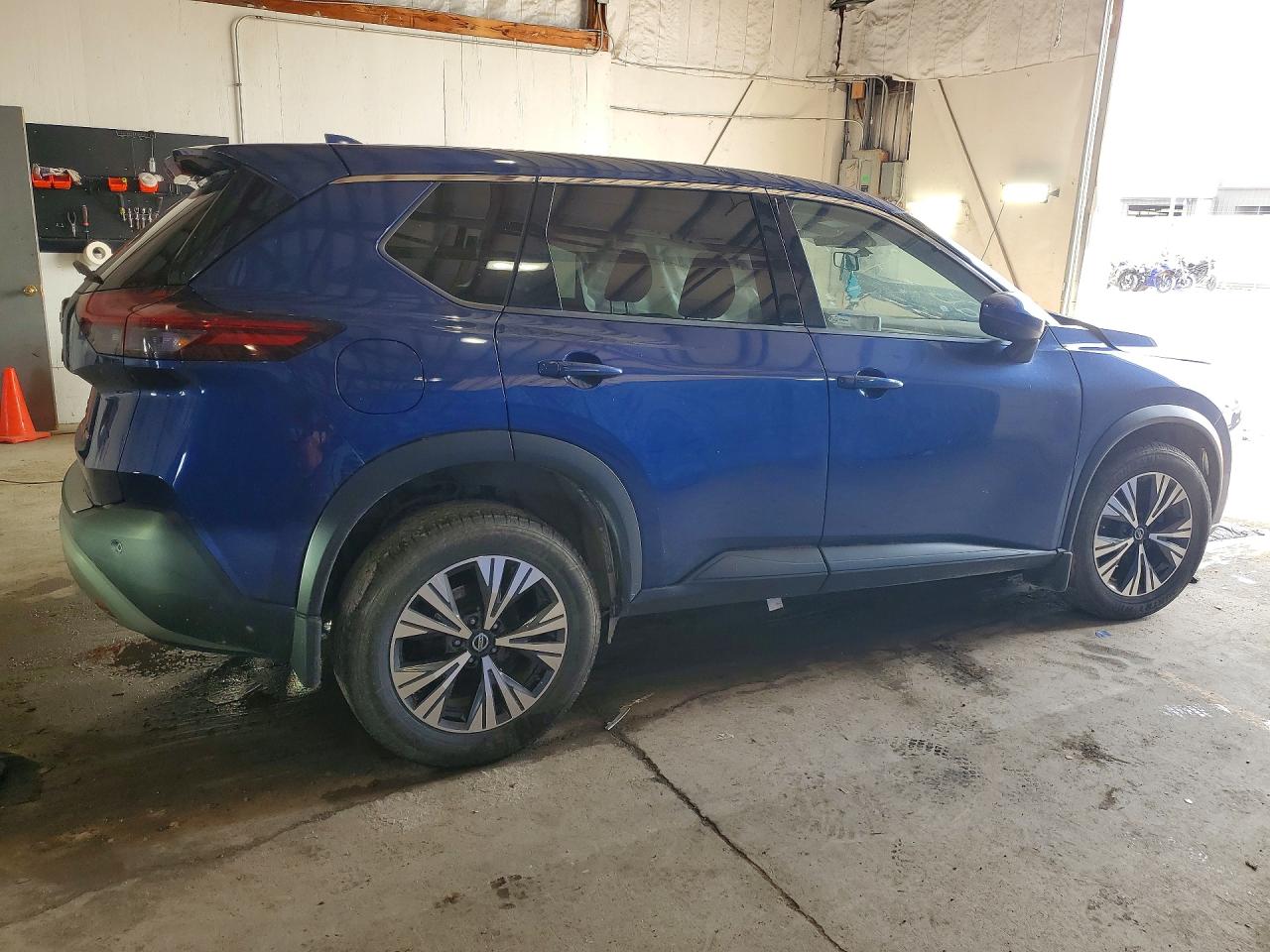 2021 Nissan Rogue Sv Blue vin: JN8AT3BB5MW215019