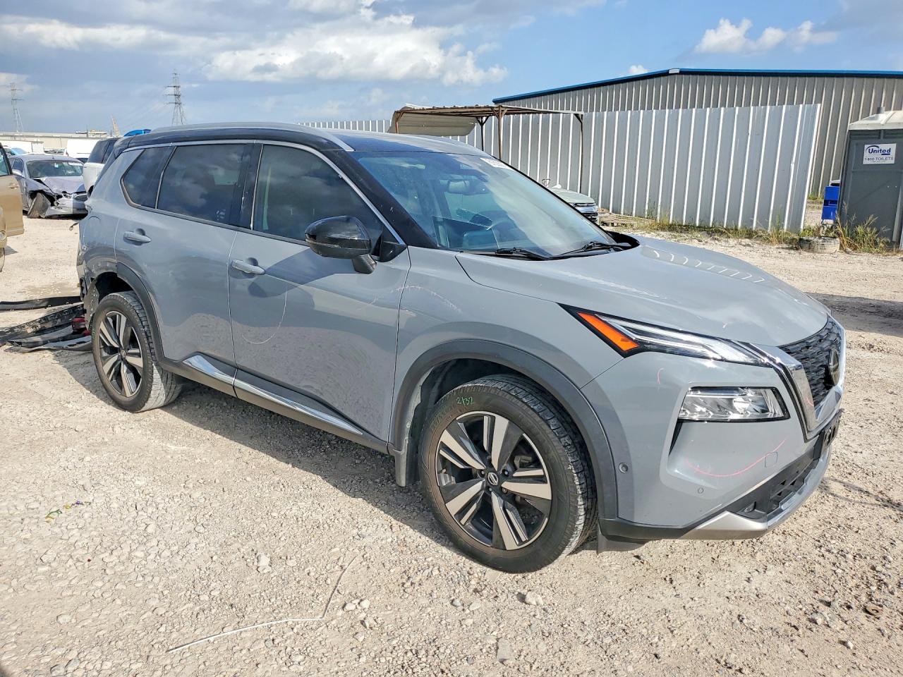 2021 Nissan Rogue Platinum Gray vin: JN8AT3DC0MW100852