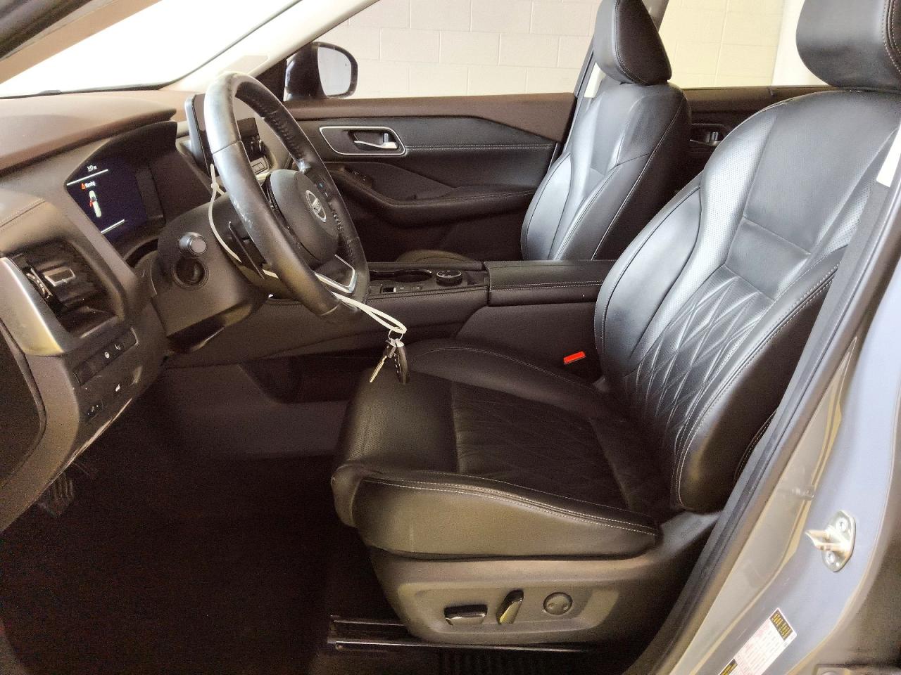 2021 Nissan Rogue Platinum Gray vin: JN8AT3DD6MW314172