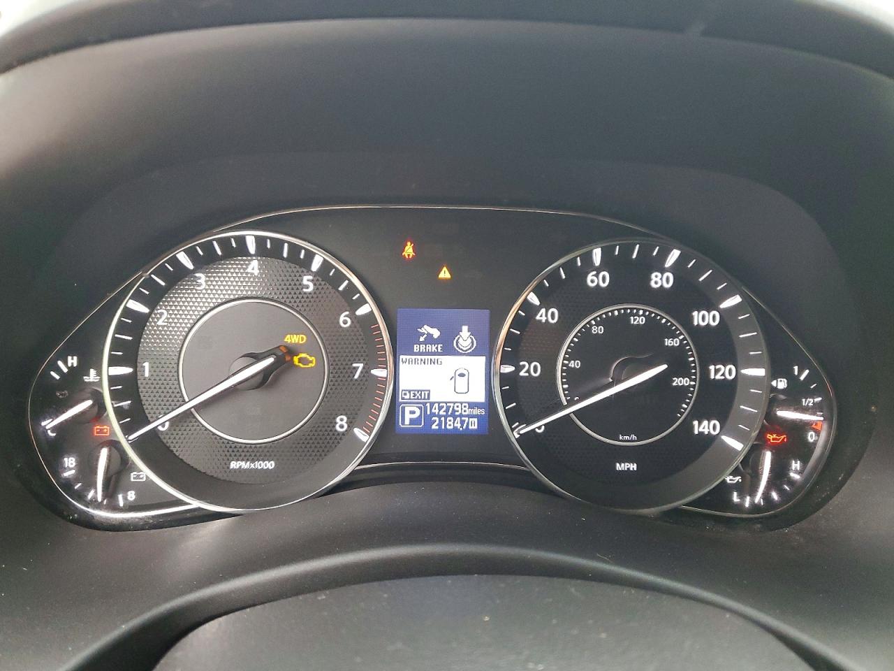 2017 Nissan Armada Sv Черный vin: JN8AY2NC0H9506452