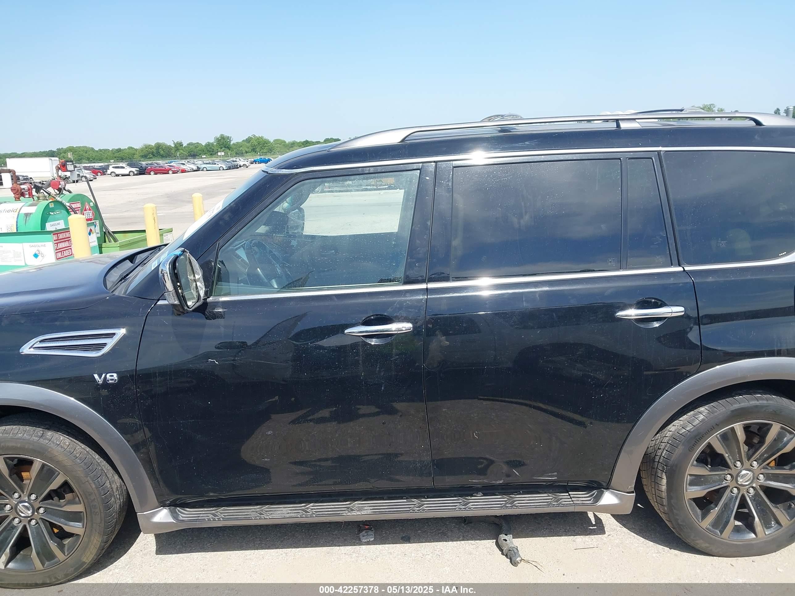 2017 Nissan Armada Platinum Black vin: JN8AY2ND2H9008908