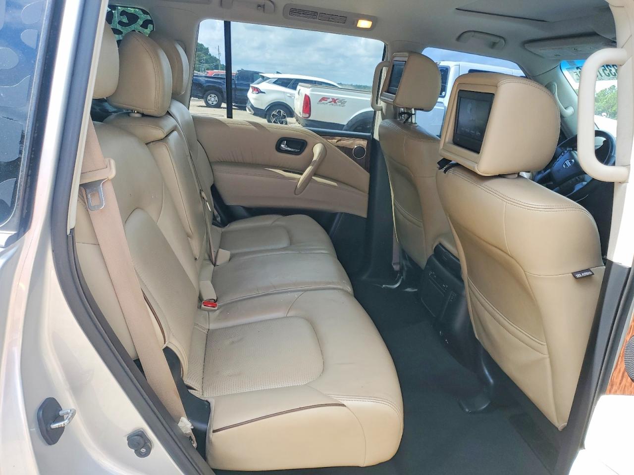 2017 Nissan Armada Platinum Silver vin: JN8AY2ND4H9010658