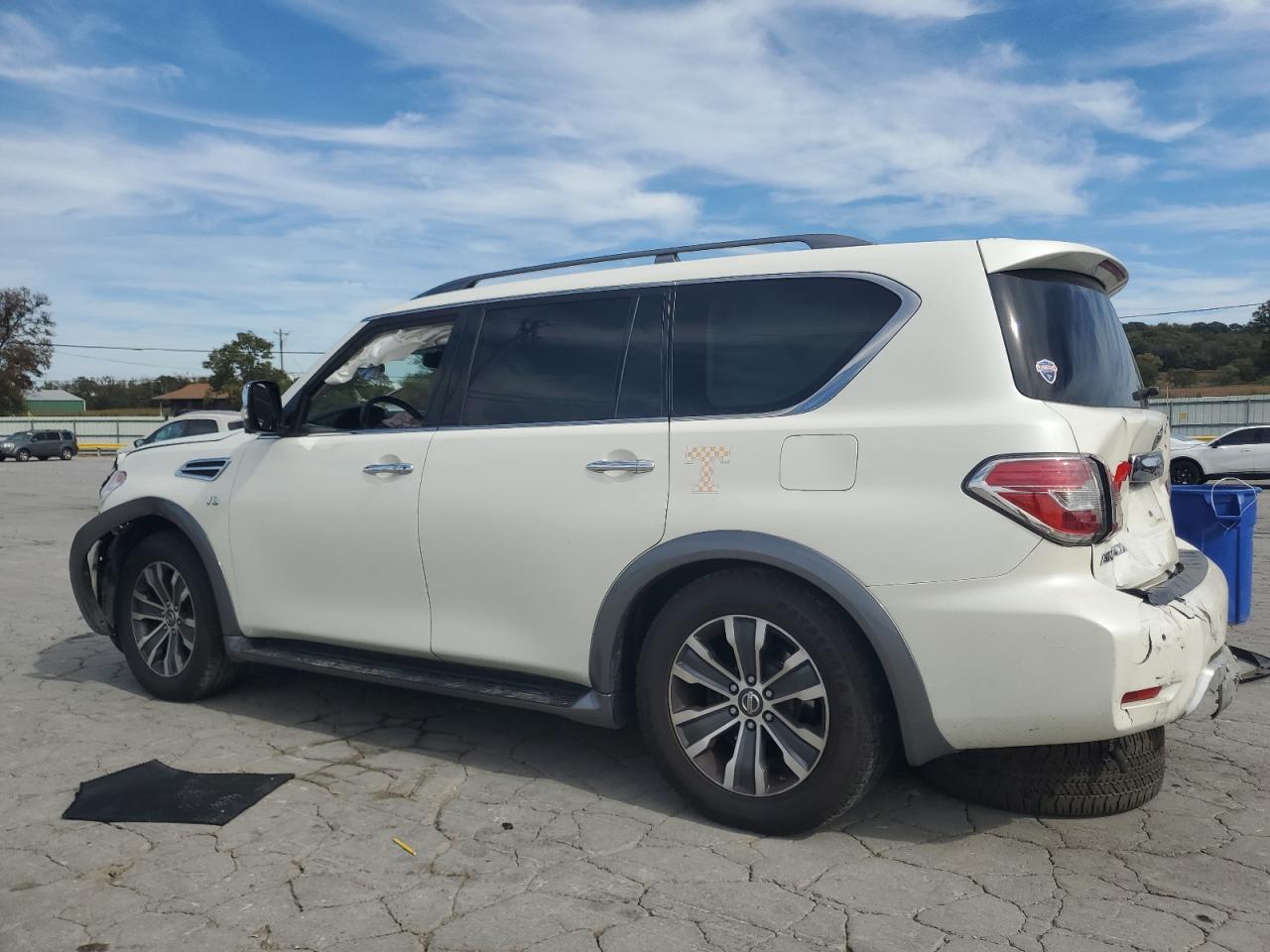 2018 Nissan Armada Sv Белый vin: JN8AY2ND7J9051632