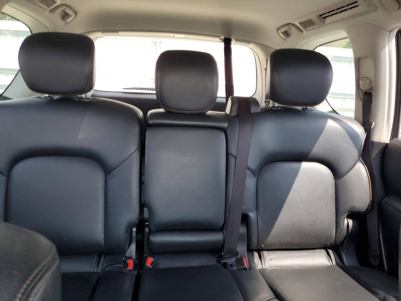 2018 Nissan Armada Sv Серебряный vin: JN8AY2NDXJX003215
