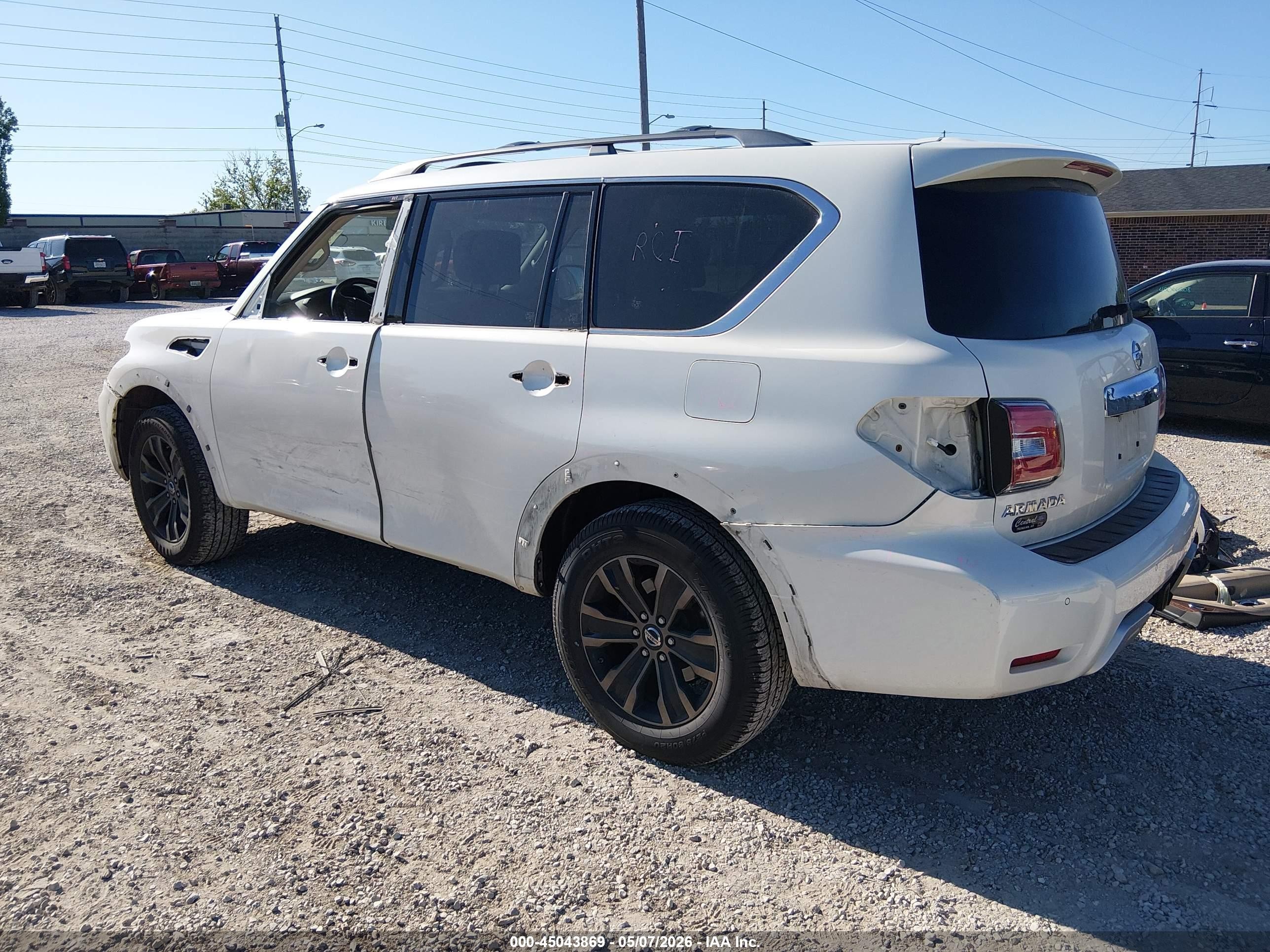 2018 Nissan Armada Platinum Белый vin: JN8AY2NFXJ9333572