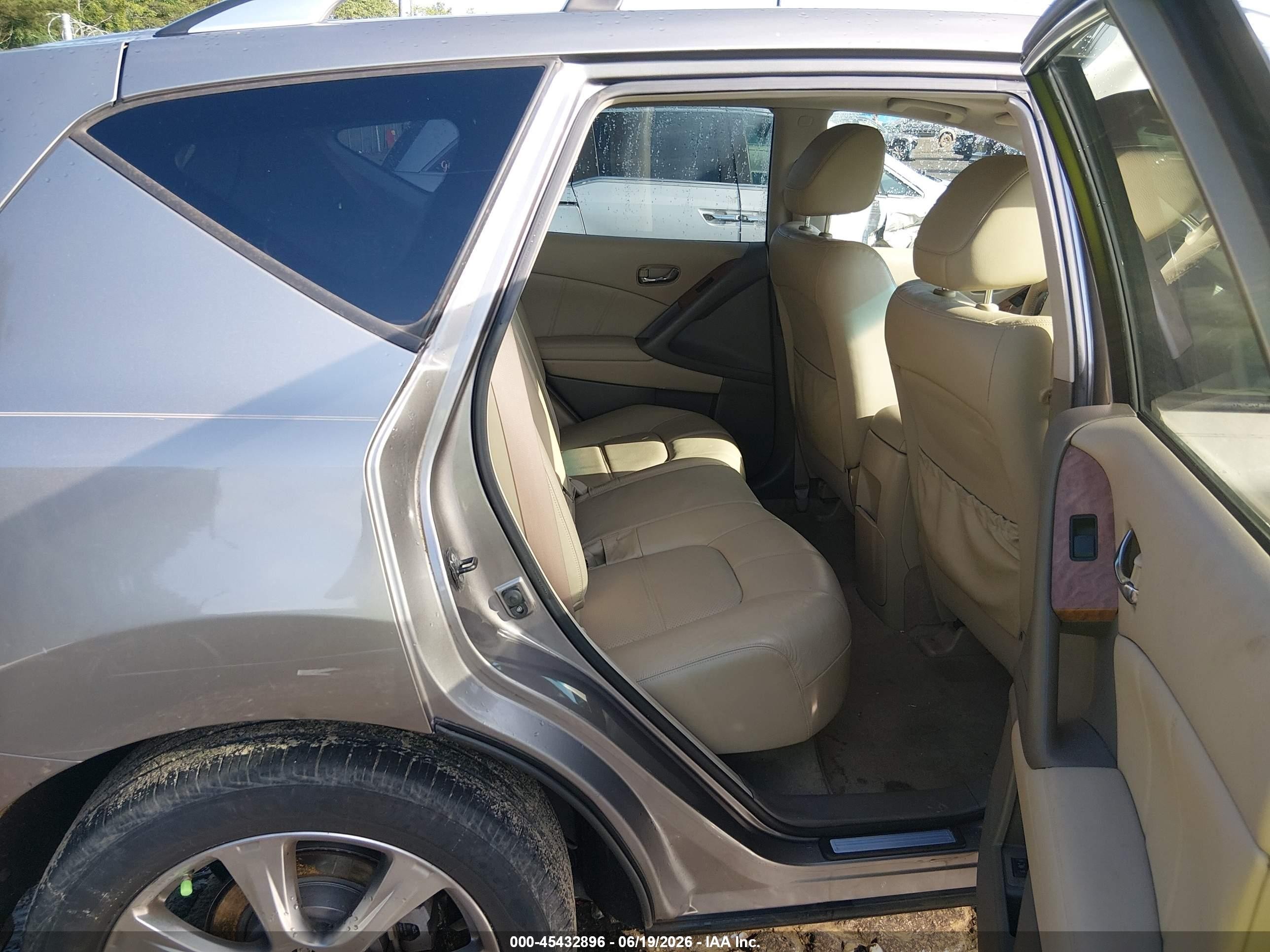 2012 Nissan Murano Le Gray vin: JN8AZ1MU4CW118751