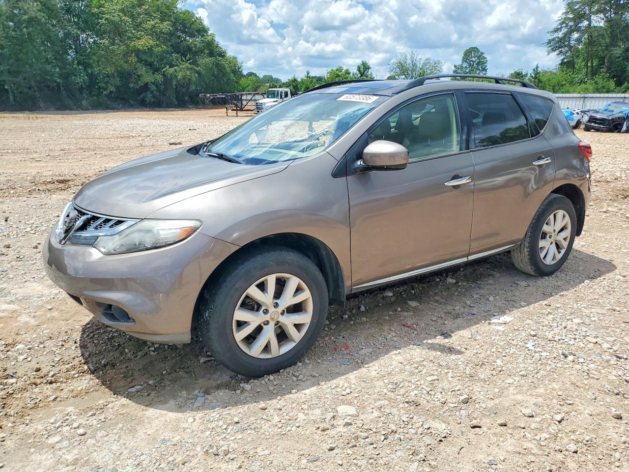JN8AZ1MU6DW210946