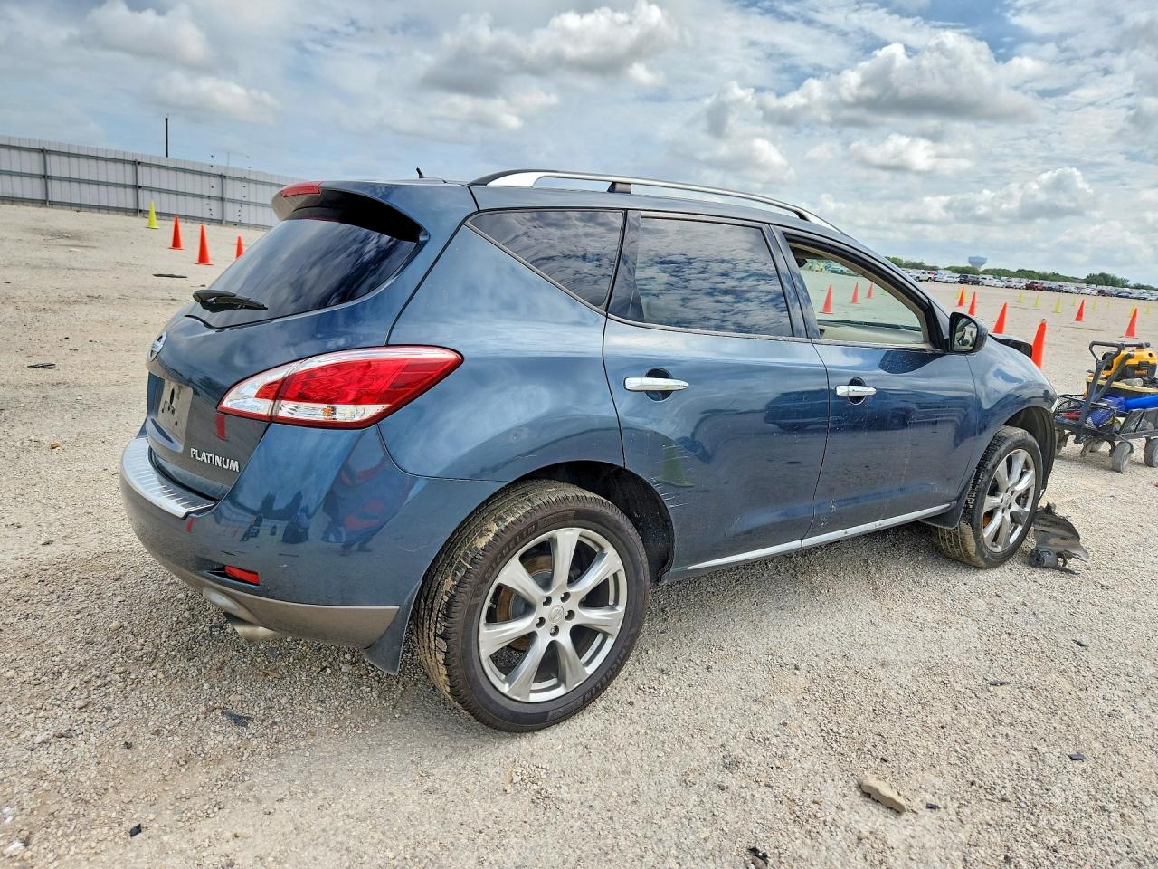 2014 Nissan Murano Le Blue vin: JN8AZ1MU7EW400403
