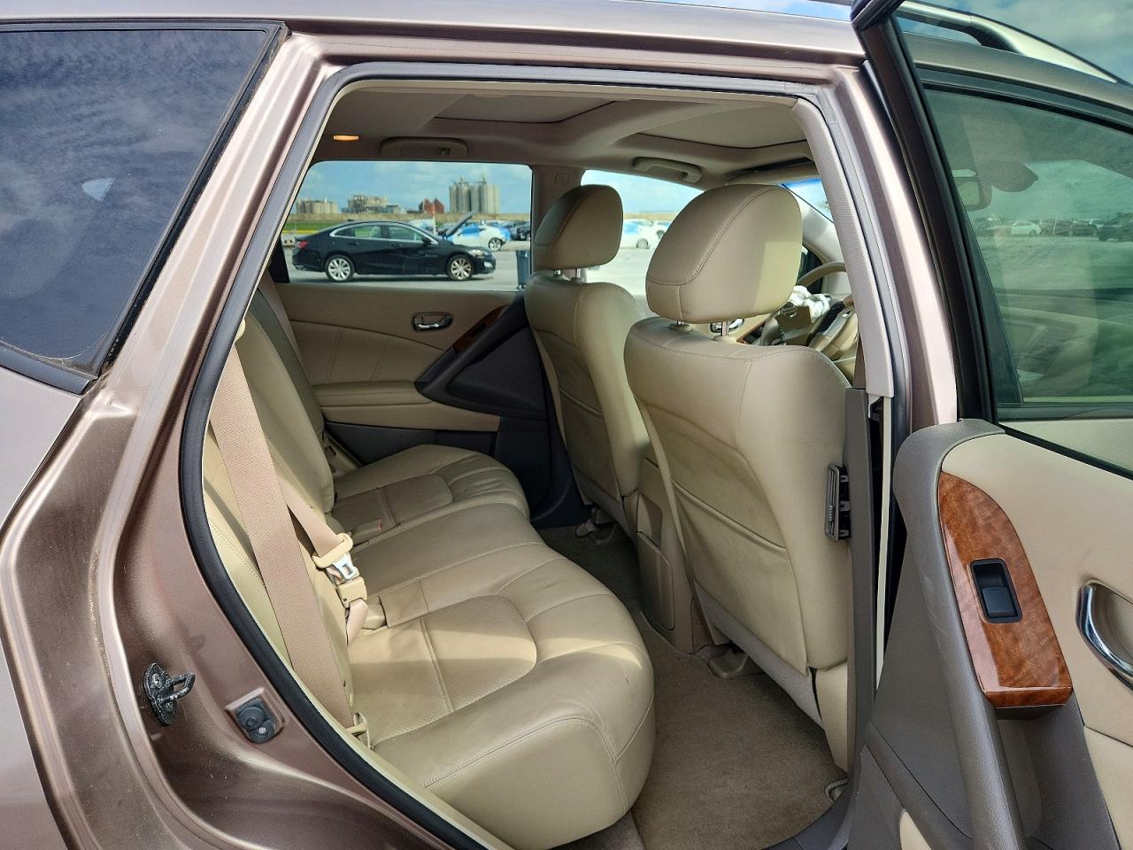 2014 Nissan Murano Le Tan vin: JN8AZ1MU8EW417761