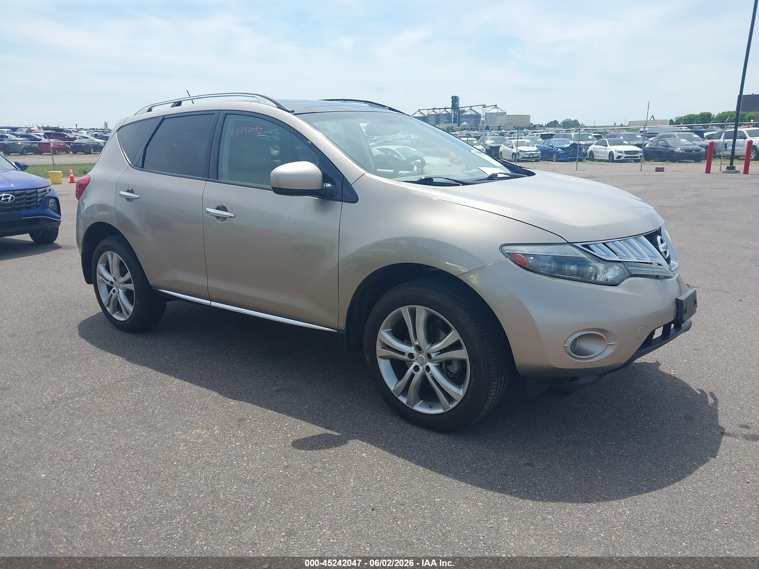 2010 Nissan Murano Le Gold vin: JN8AZ1MW3AW140321