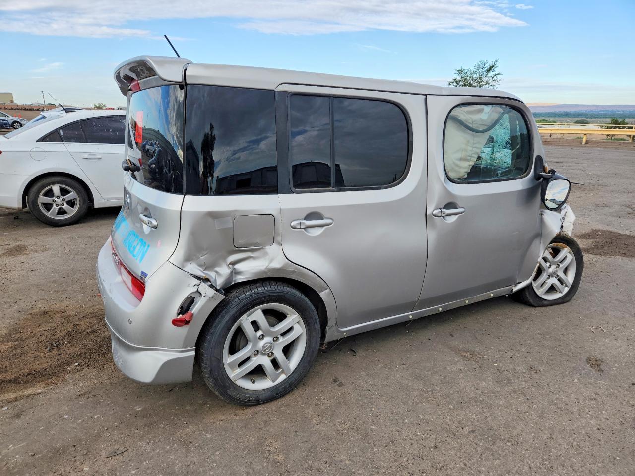 2009 Nissan Cube 1.8 Silver vin: JN8AZ28R09T108501