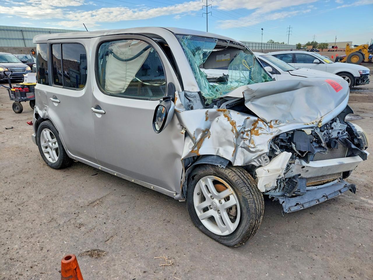 2009 Nissan Cube 1.8 Silver vin: JN8AZ28R09T108501