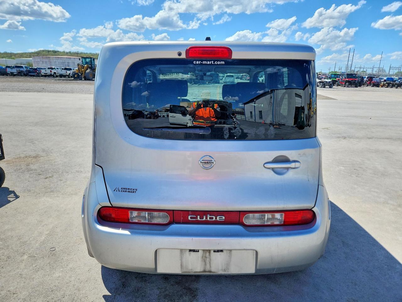 2009 Nissan Cube 1.8 Silver vin: JN8AZ28R09T130899