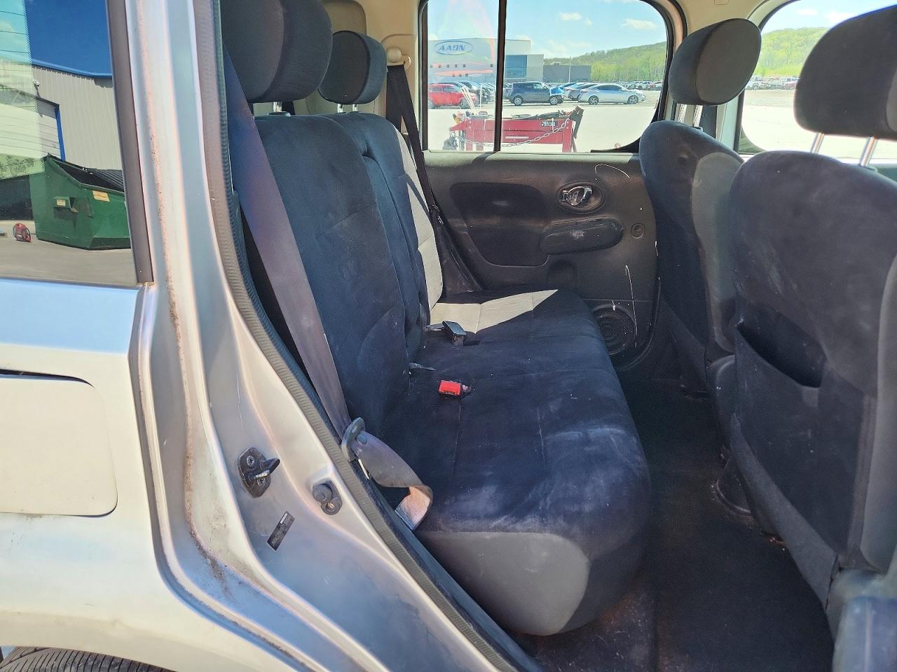 2009 Nissan Cube 1.8 Silver vin: JN8AZ28R09T130899