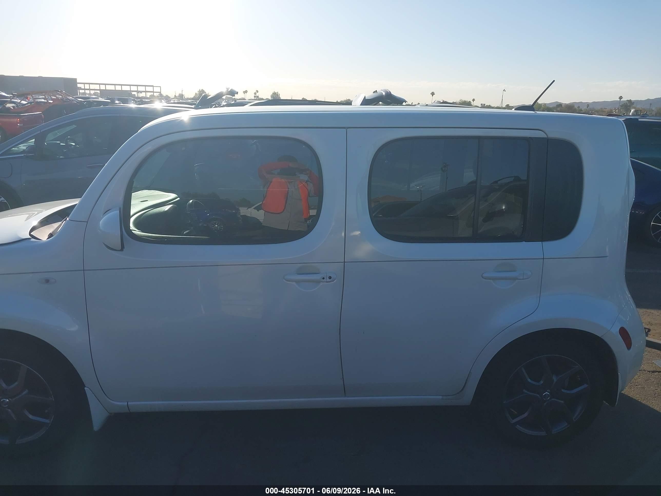 2009 Nissan Cube 1.8sl White vin: JN8AZ28R19T119622
