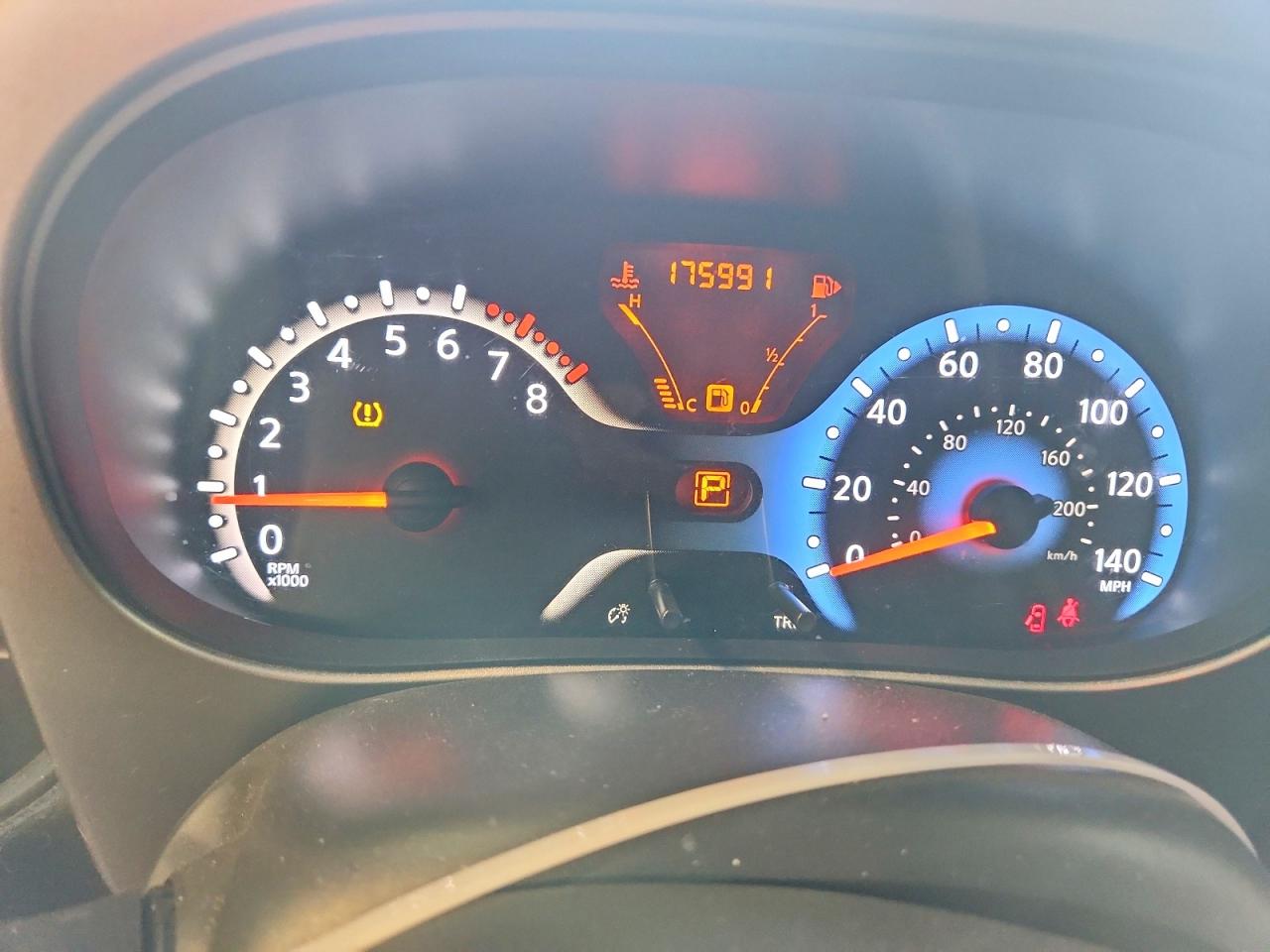 2009 Nissan Cube 1.8 Silver vin: JN8AZ28R29T125462