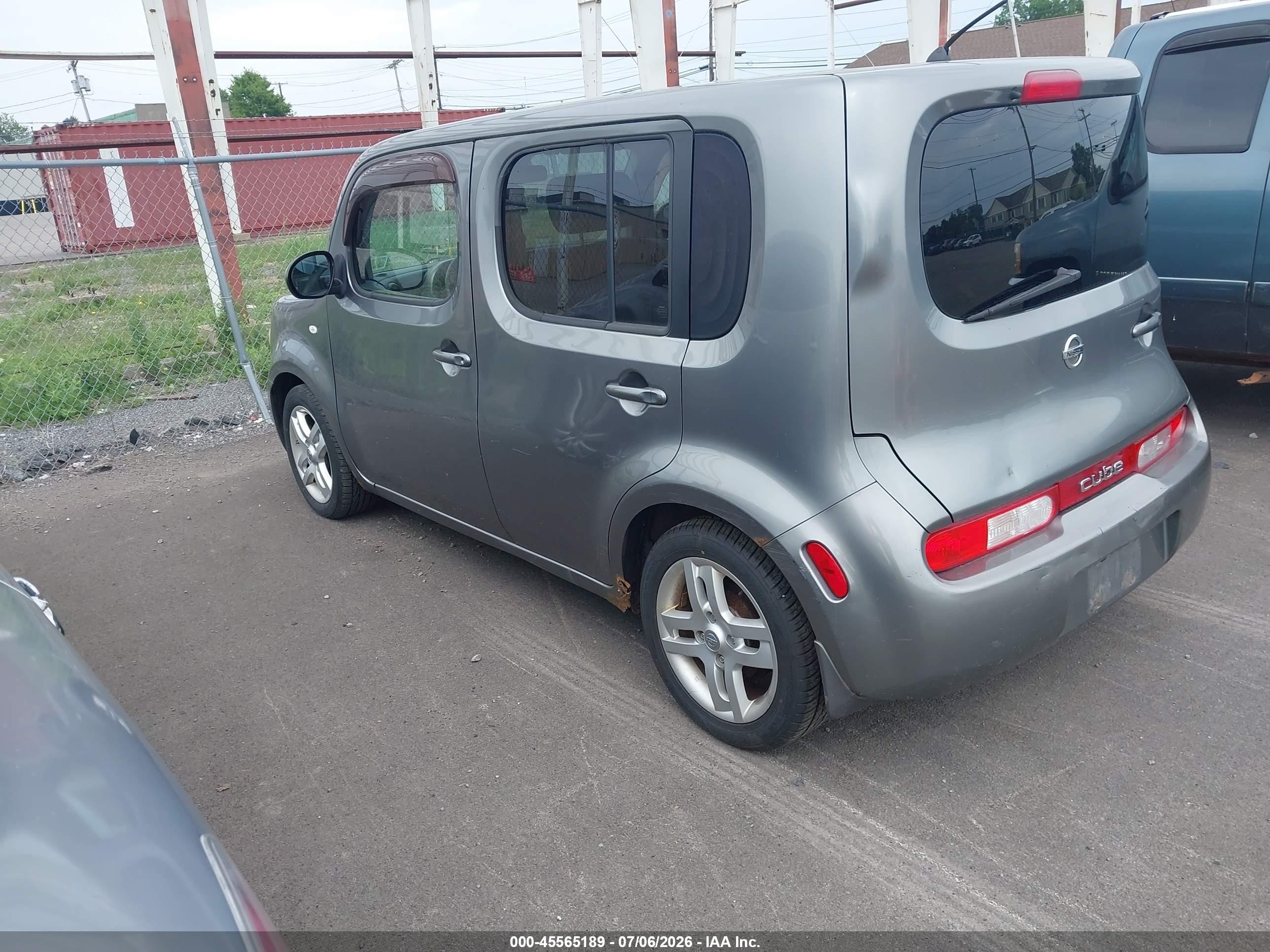 2009 Nissan Cube 1.8sl Серый vin: JN8AZ28R29T127096