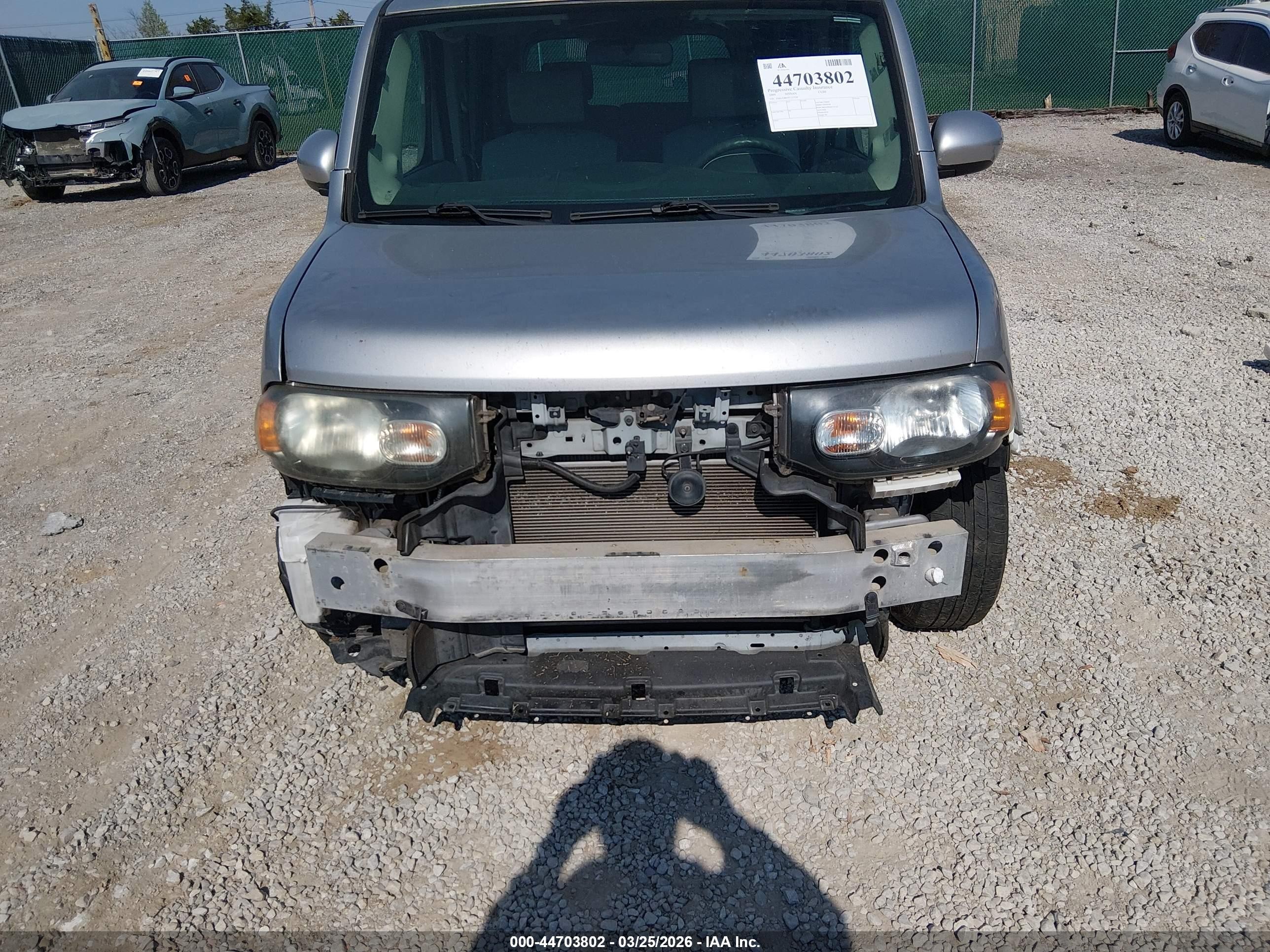 2009 Nissan Cube 1.8s Silver vin: JN8AZ28R29T127728