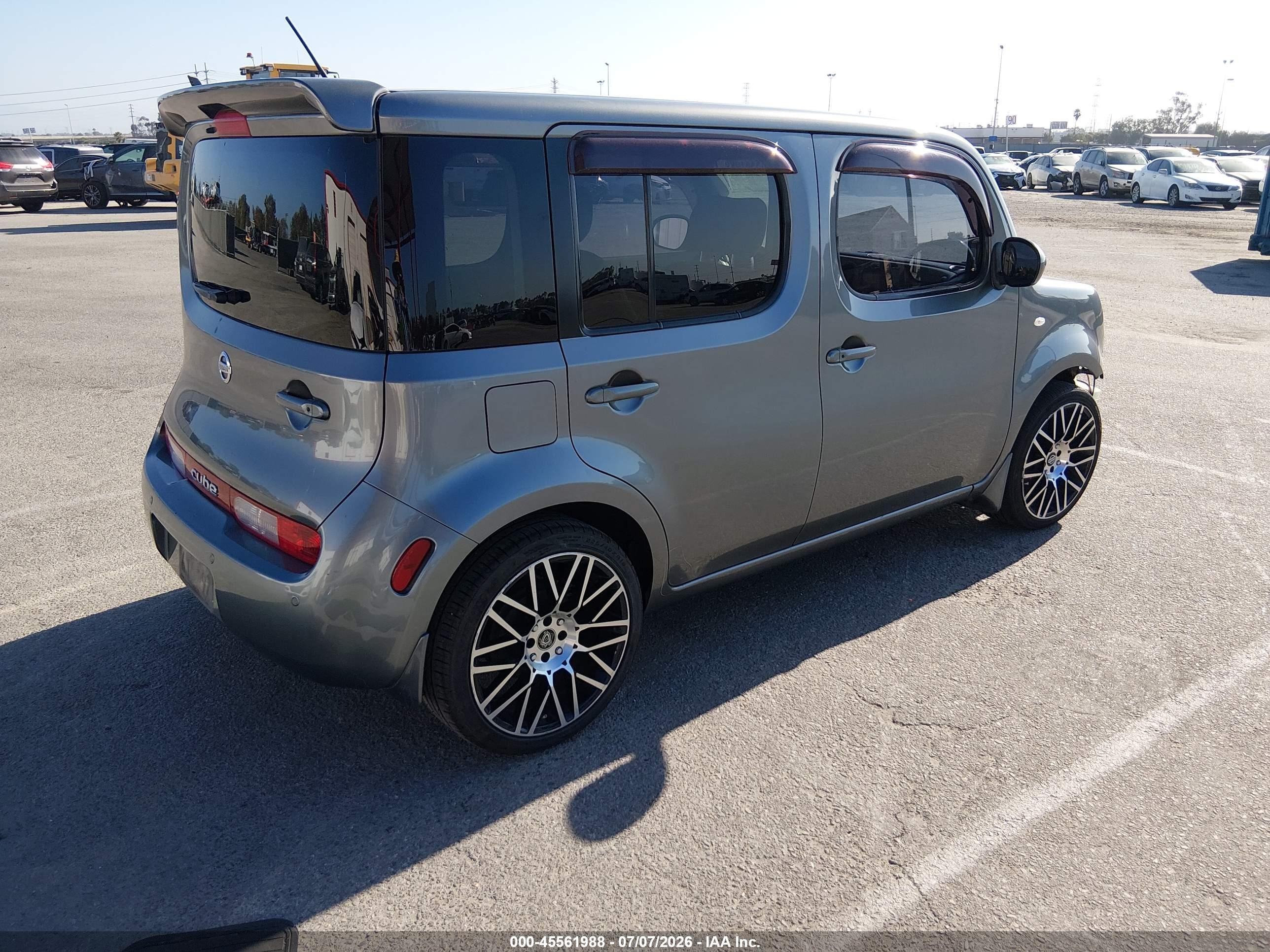 2009 Nissan Cube 1.8sl Серый vin: JN8AZ28R39T103471