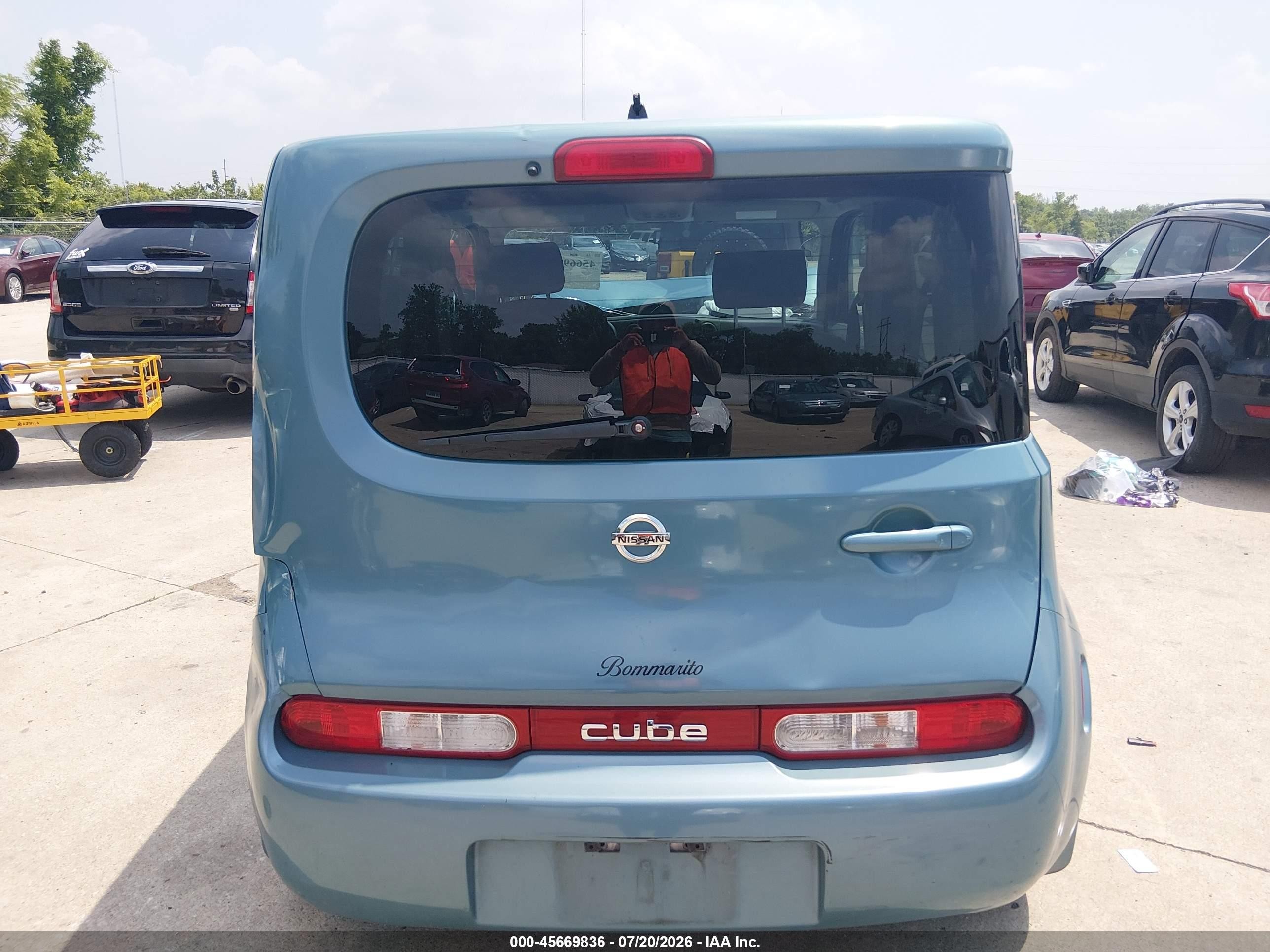2009 Nissan Cube 1.8s Синий vin: JN8AZ28R49T107884