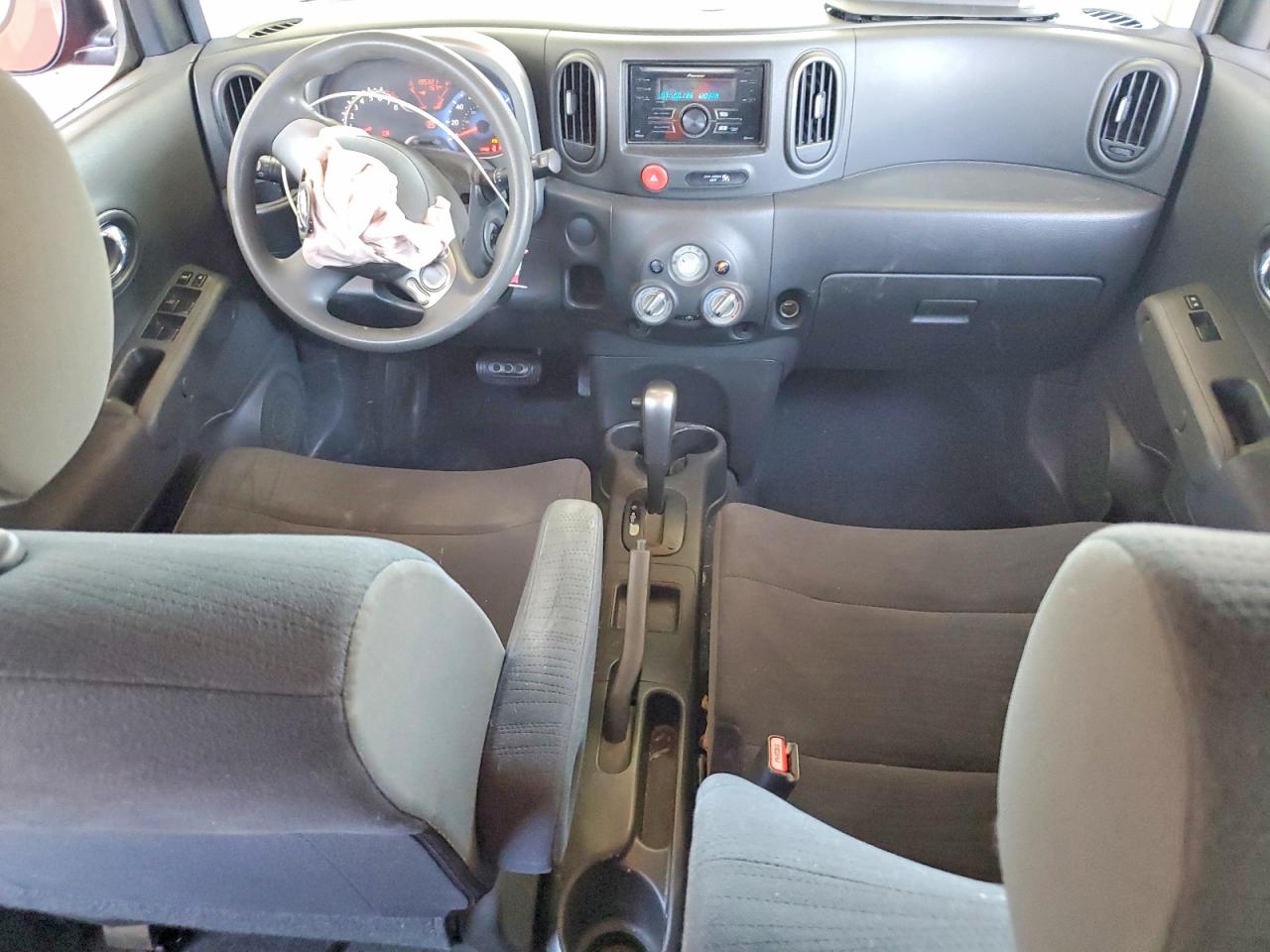 2009 Nissan Cube 1.8 Red vin: JN8AZ28R99T125149