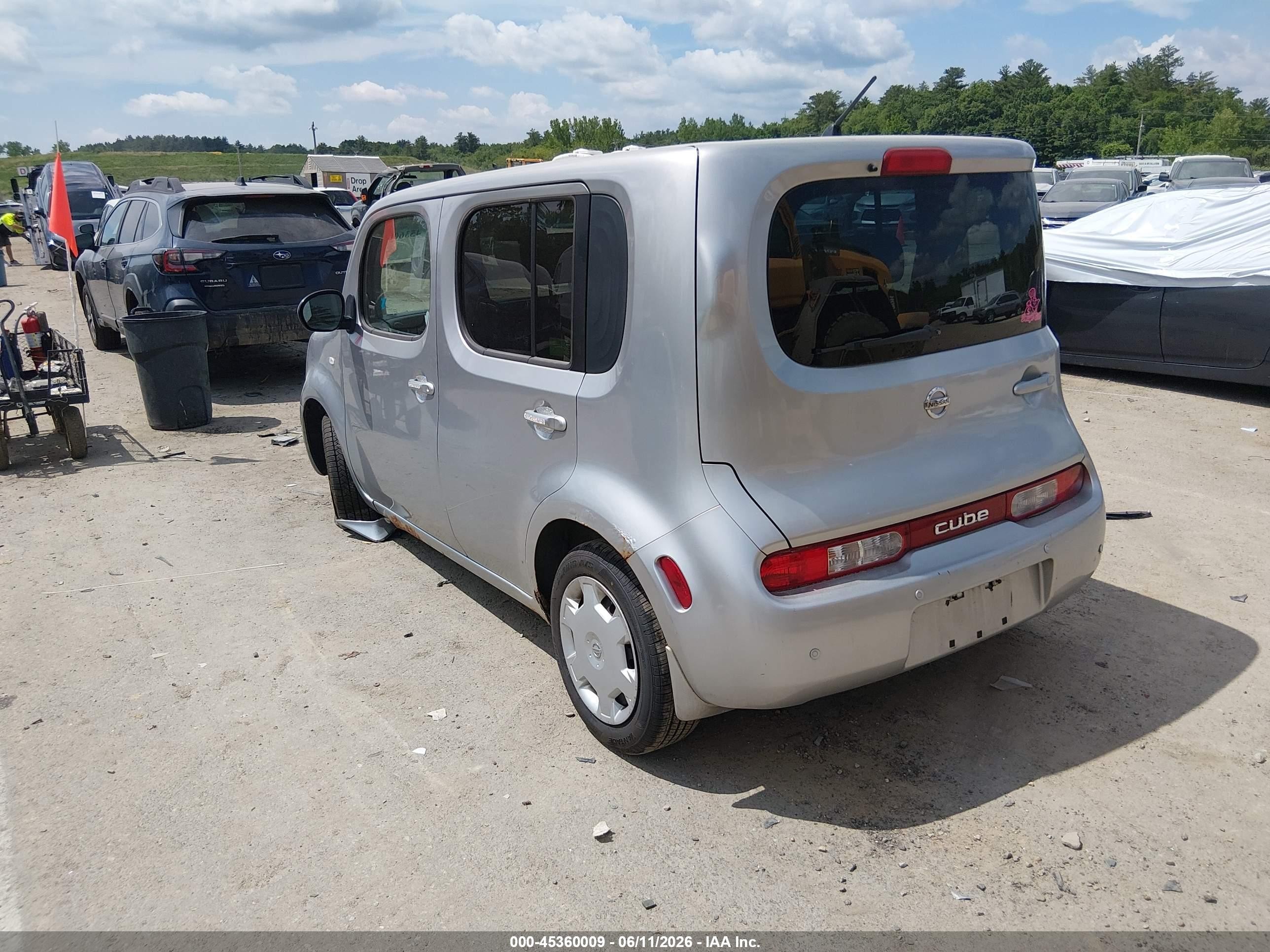2009 Nissan Cube 1.8s Silver vin: JN8AZ28RX9T112457