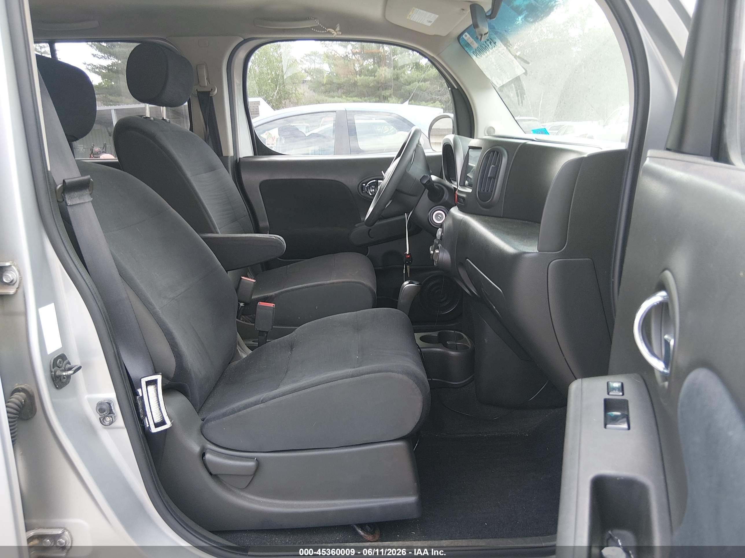 2009 Nissan Cube 1.8s Silver vin: JN8AZ28RX9T112457