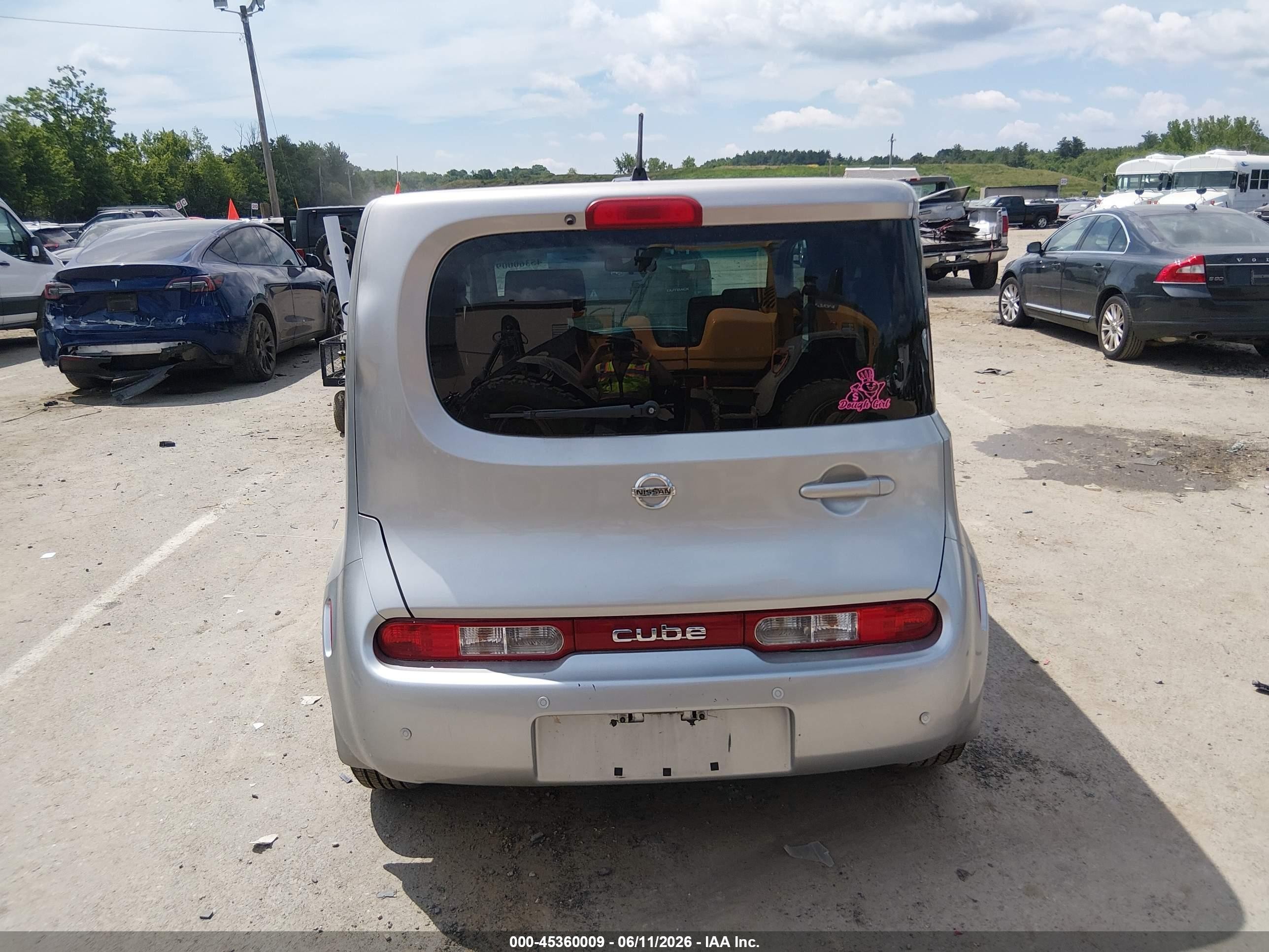 2009 Nissan Cube 1.8s Silver vin: JN8AZ28RX9T112457