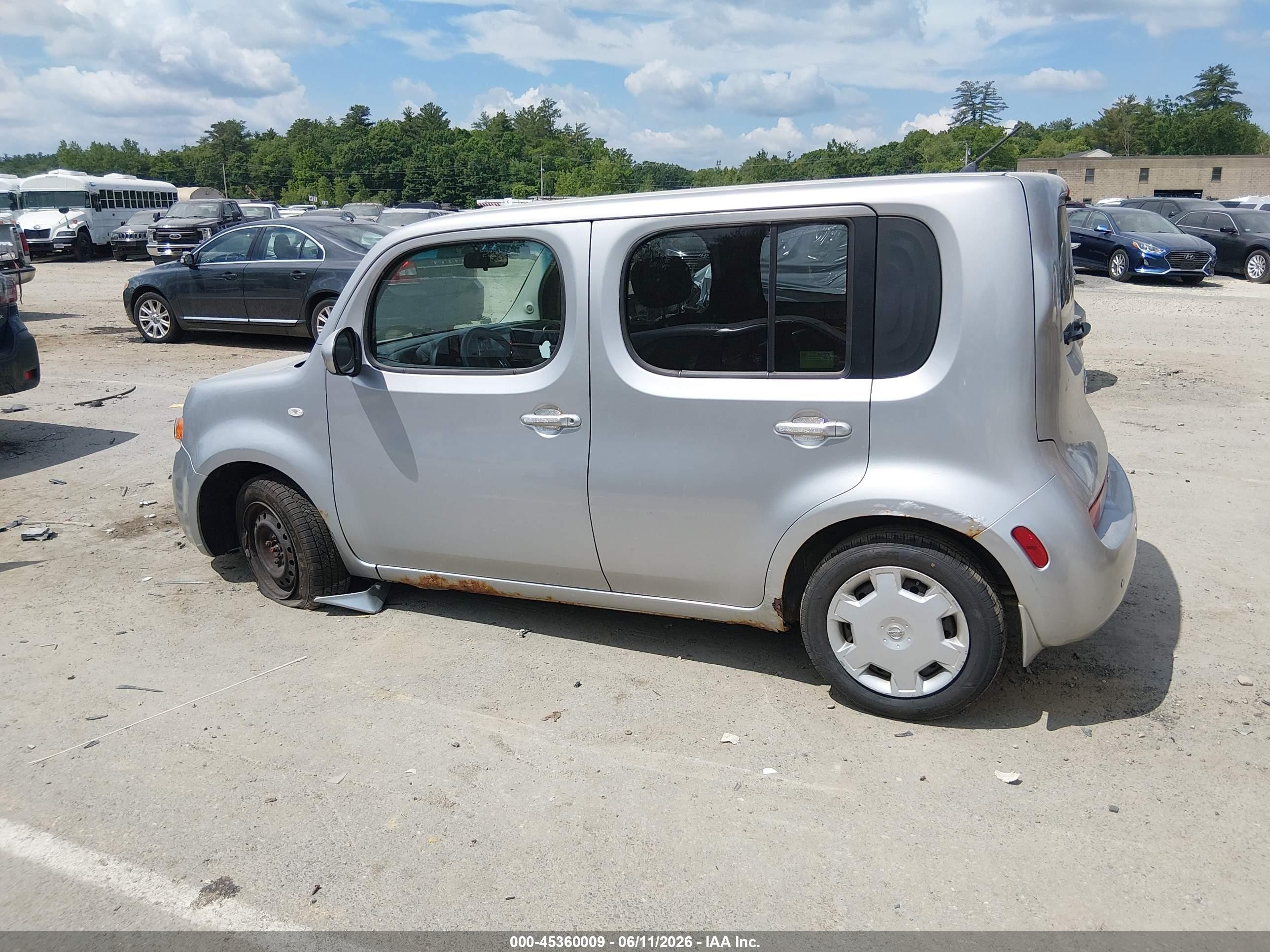 2009 Nissan Cube 1.8s Silver vin: JN8AZ28RX9T112457