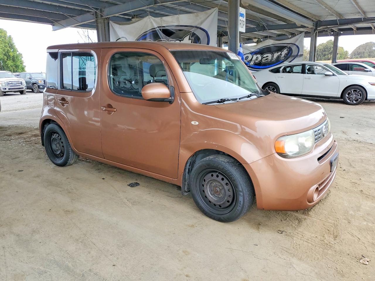 2011 Nissan Cube 1.8 Коричневый vin: JN8AZ2KR0BT212940